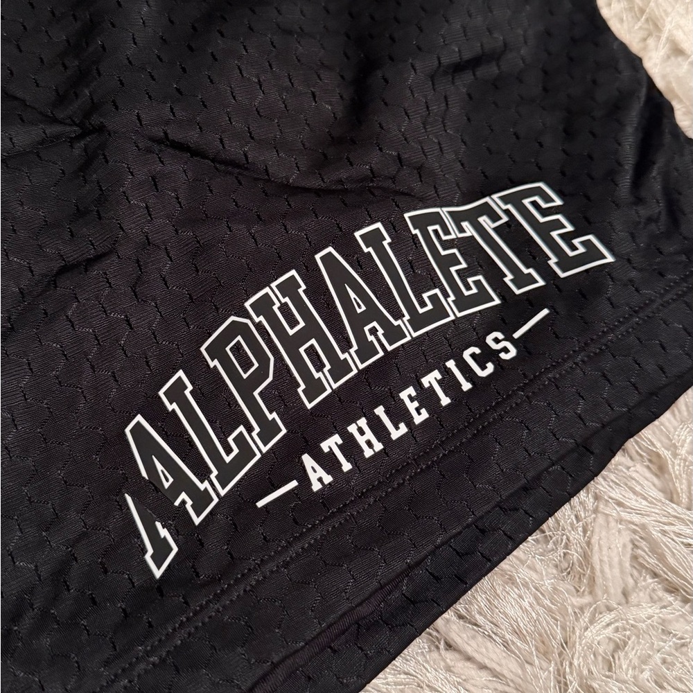 BOGO 🛍️ Alphalete Black Athletic Shorts for Men - Picture 2 of 5